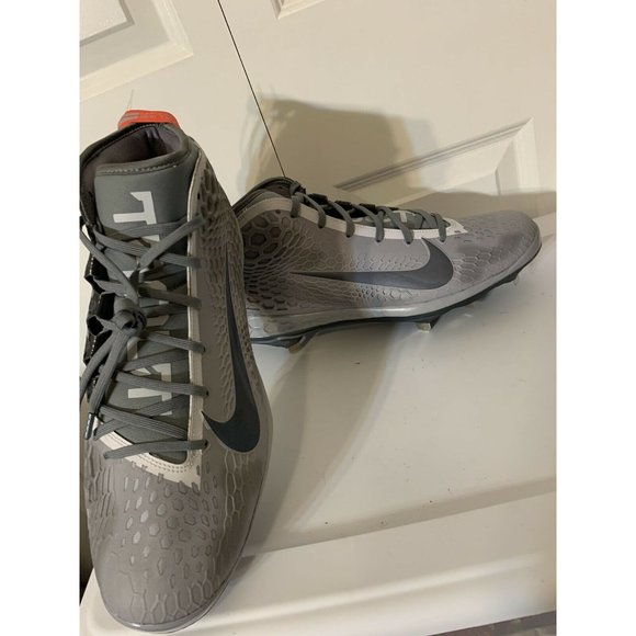 NEW Men’s Sz 15 Nike Mike Trout 5 Baseball Cleat Grey/Orange‎ AT3203-002 - Picture 3 of 9